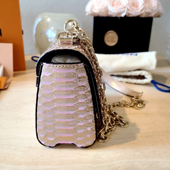 SOLD! Louis Vuitton Twist Mini Snakeskin Python Pink crossbody purse - Picture 3 of 14